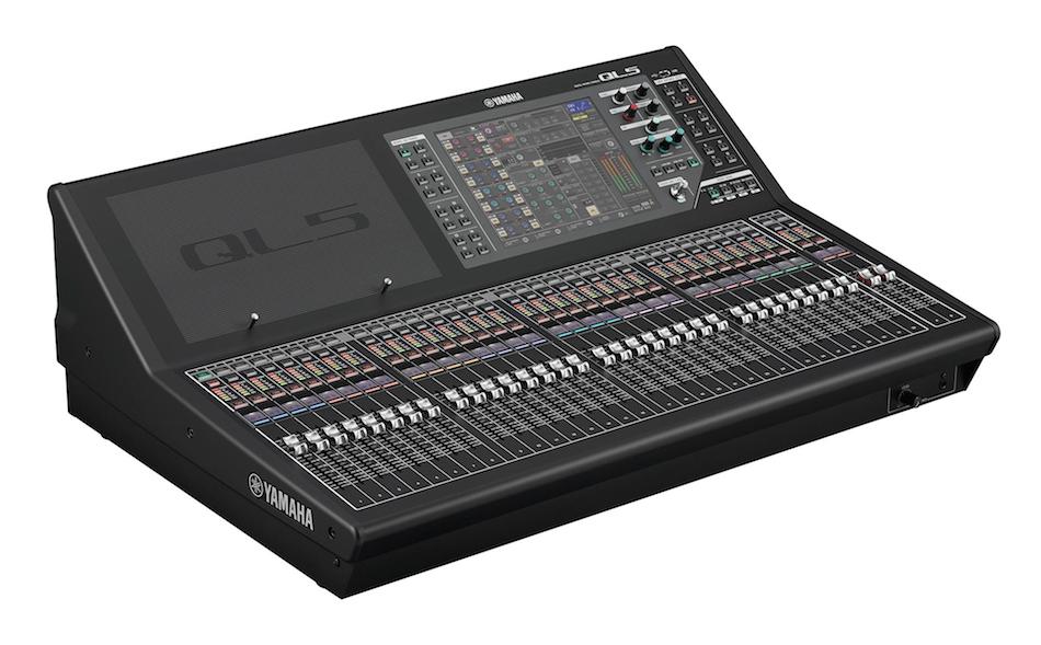YAMAHA QL5 72 CHANNEL MIXING CONSOLE