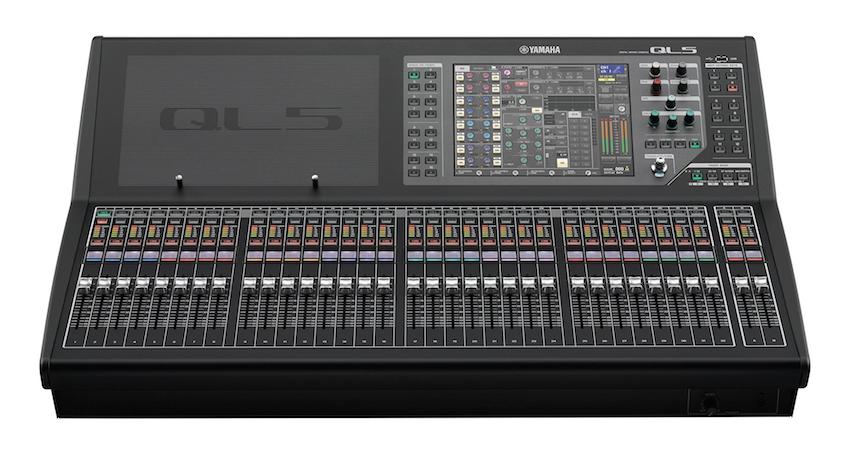 YAMAHA QL5 72 CHANNEL MIXING CONSOLE